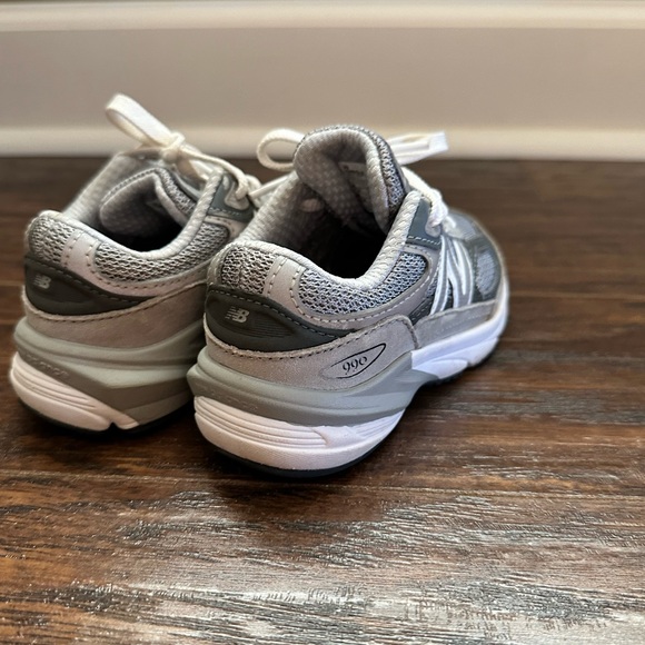 New Balance 990 toddler size 8 - Picture 3 of 4